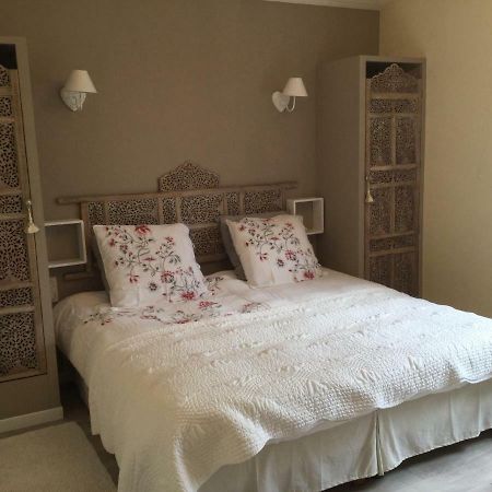 Bed and Breakfast Les Secrets Du Mistral Valensole Exteriér fotografie