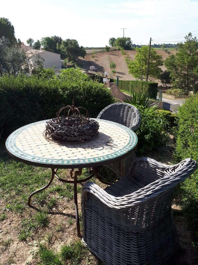 Bed and Breakfast Les Secrets Du Mistral Valensole Exteriér fotografie