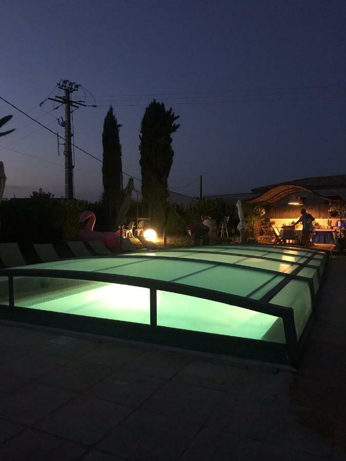Bed and Breakfast Les Secrets Du Mistral Valensole Exteriér fotografie